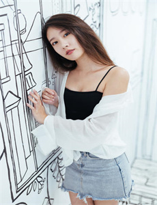 传闻中的女人