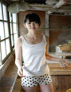肉蔻之香3中英双语