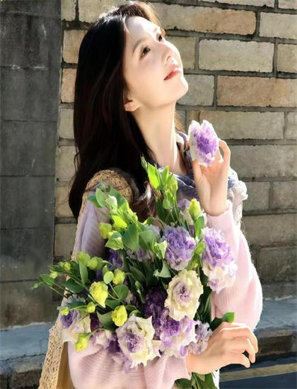 《你好安妮》影视作品全面解析大师级的：剧情深度剖析与艺术价值探讨